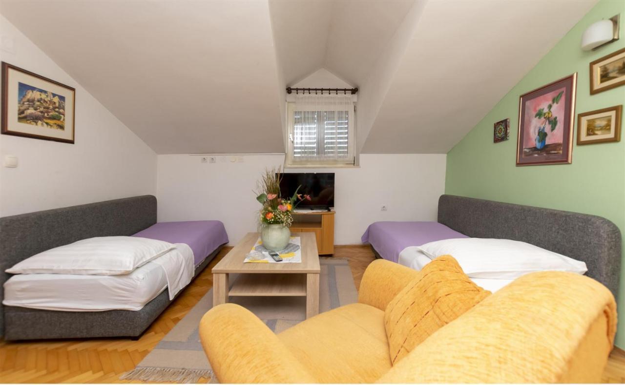 Apartment Ivanka โอมิช ภายนอก รูปภาพ